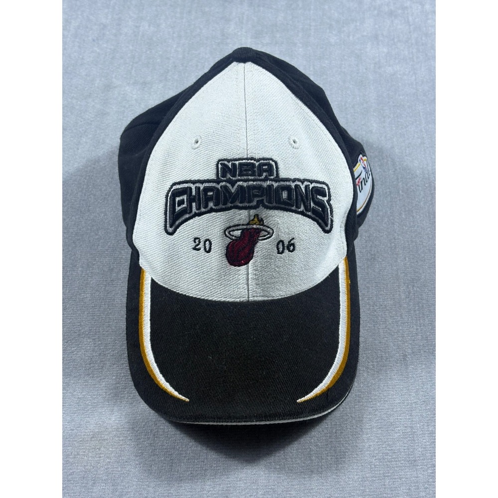 NBA Elevation Hat Unisex OSFM Black 2006 Miami Heat NBA Champions Finals Cap